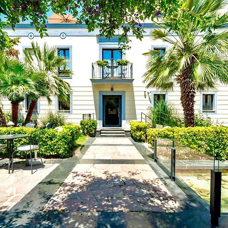 Boutique Hotel Palazzo Donna Iulia ポッツオーリ エクステリア 写真